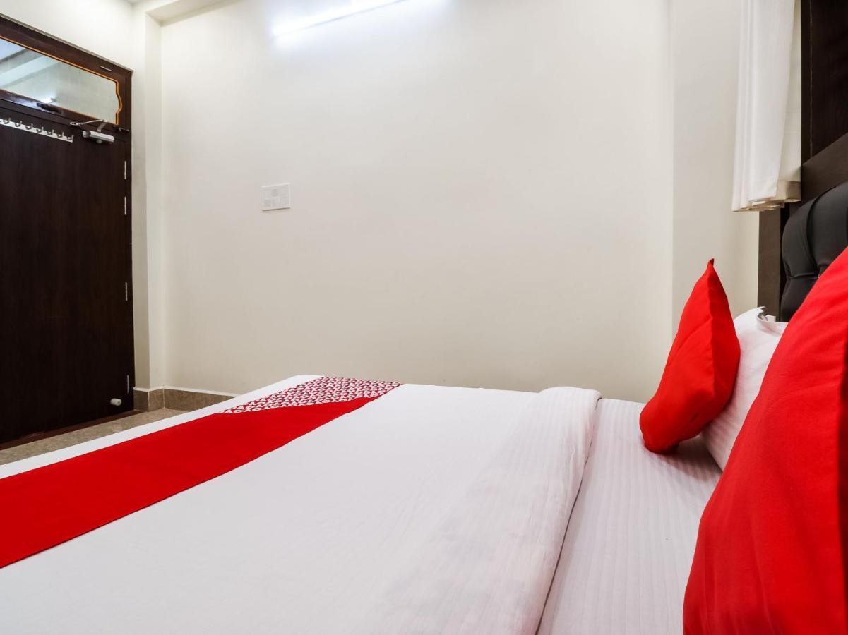 Oyo 70574 Chowdhury Lodge Bānkura Екстериор снимка